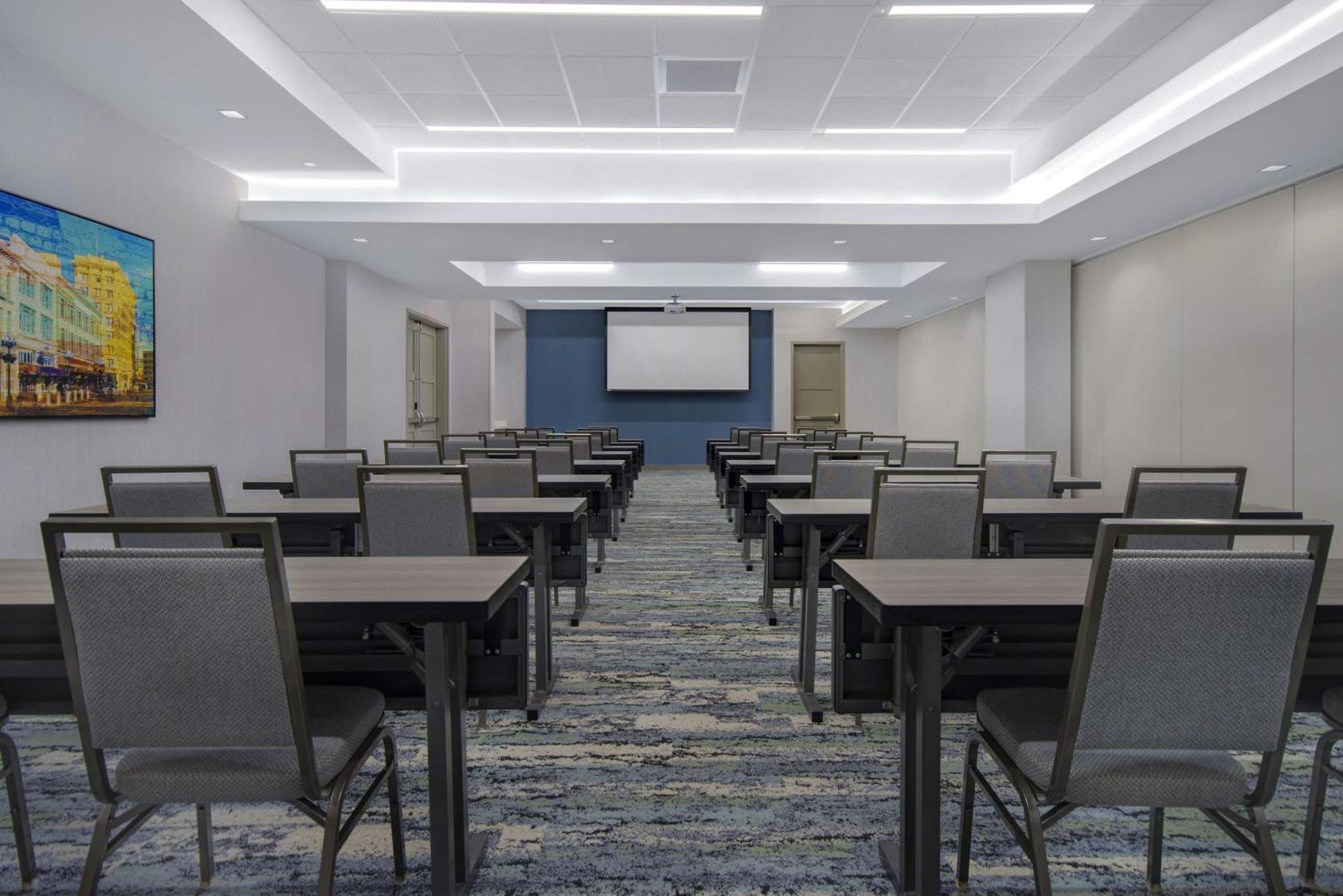 Hampton Inn & Suites San Antonio Riverwalk מראה חיצוני תמונה