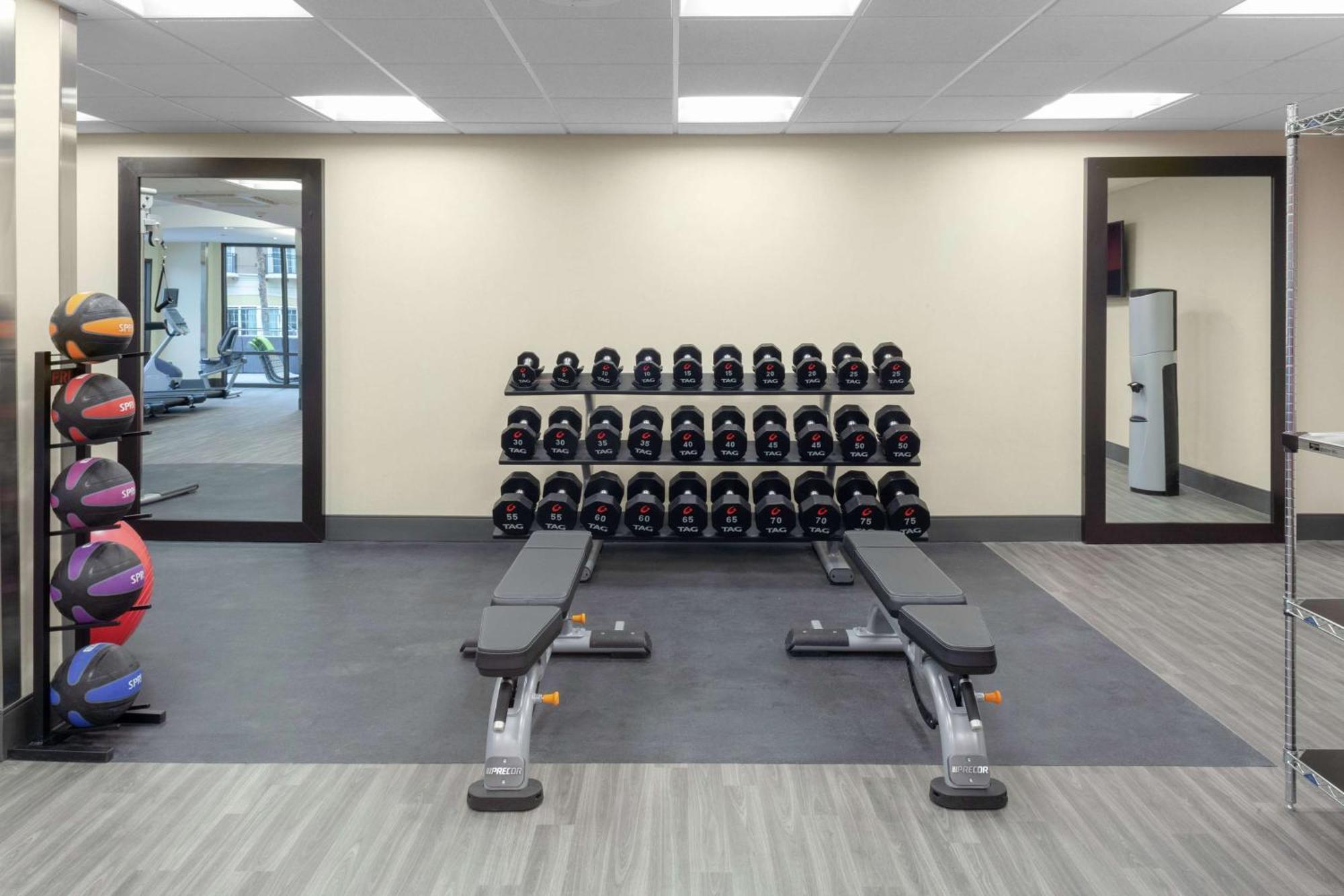 Hampton Inn & Suites San Antonio Riverwalk מראה חיצוני תמונה