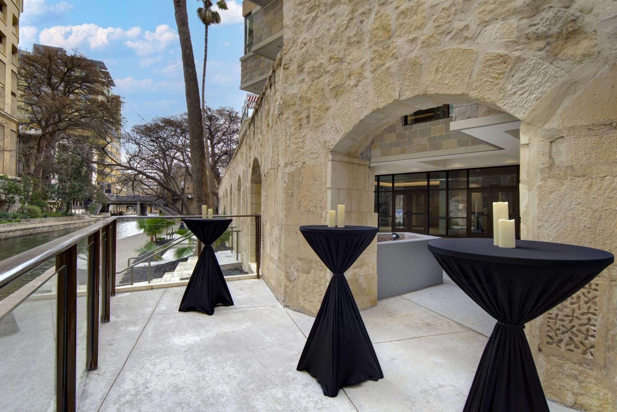 Hampton Inn & Suites San Antonio Riverwalk מראה חיצוני תמונה