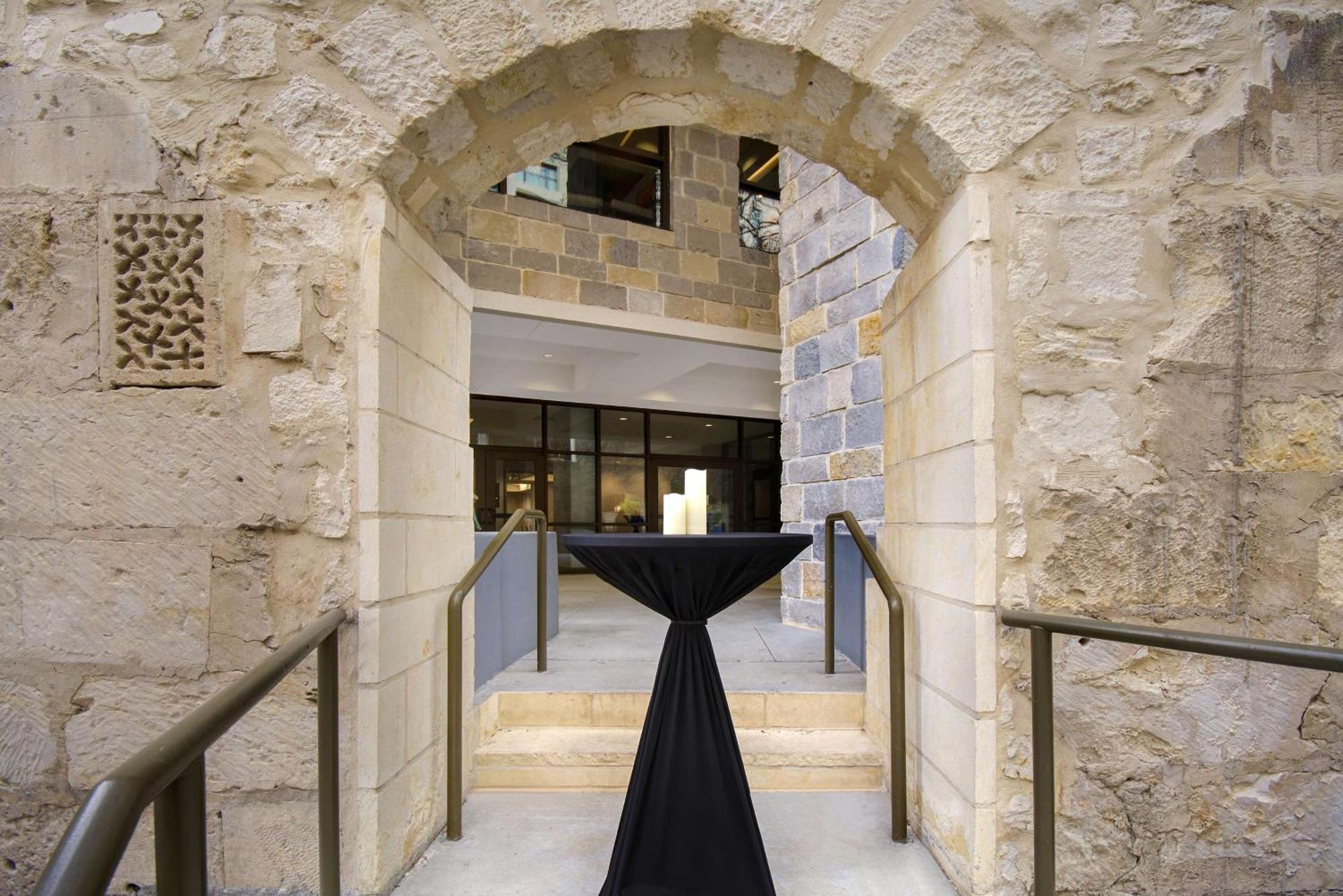 Hampton Inn & Suites San Antonio Riverwalk מראה חיצוני תמונה