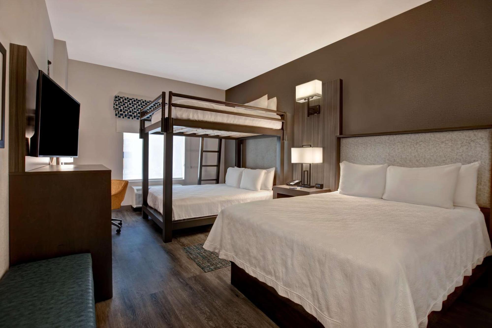 Hampton Inn & Suites San Antonio Riverwalk מראה חיצוני תמונה