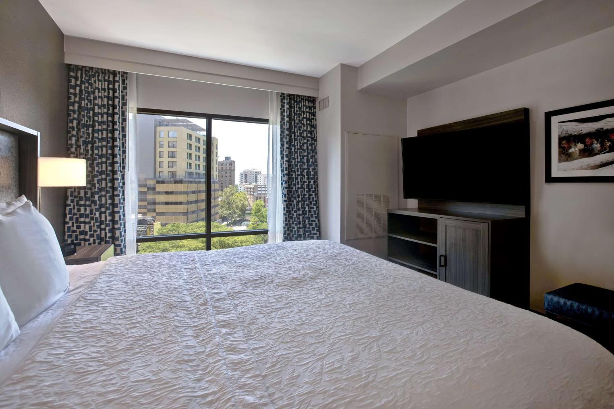 Hampton Inn & Suites San Antonio Riverwalk מראה חיצוני תמונה