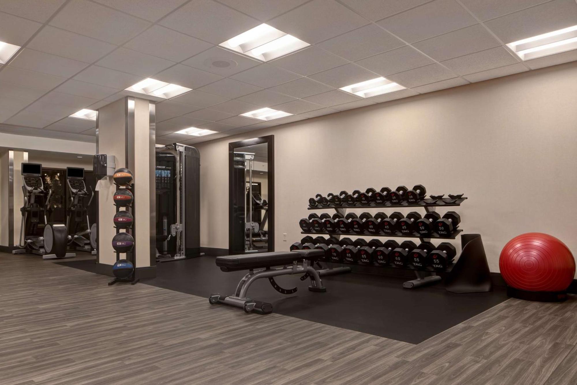 Hampton Inn & Suites San Antonio Riverwalk מראה חיצוני תמונה