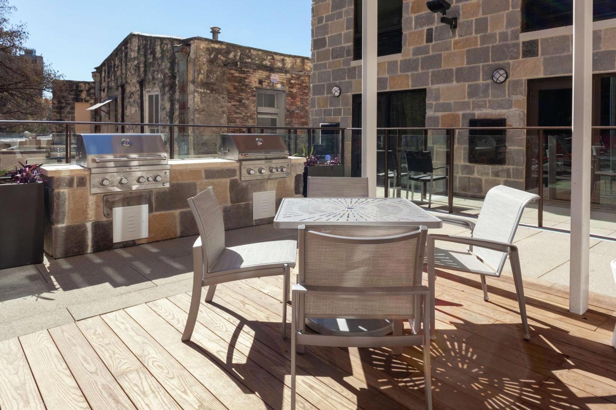 Hampton Inn & Suites San Antonio Riverwalk מראה חיצוני תמונה